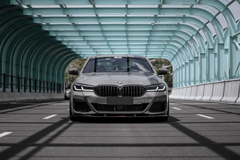 BMW serije 5 posle redizajna u tunelu