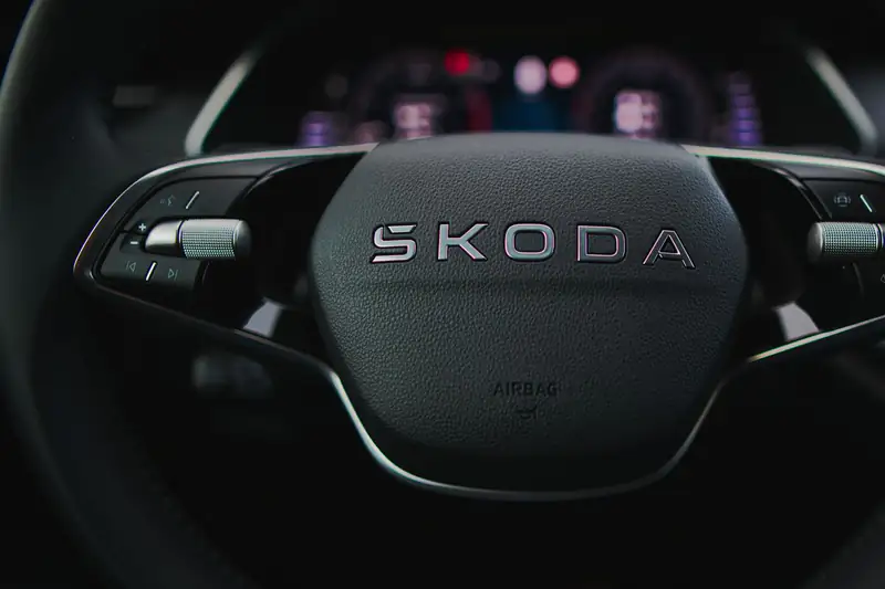 Volan Škoda automobila sa komandama